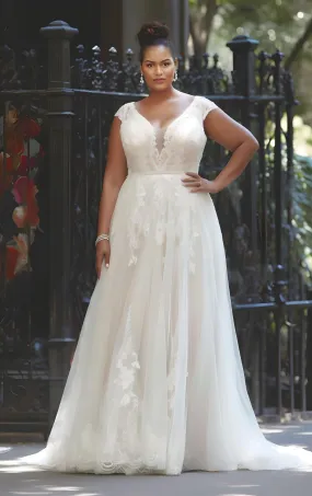 A-Line Plus Size Chiffon and Lace Sleeveless Wedding Dress 2023 V-neck Sexy Elegant Romantic Sweep Train-MW_760026