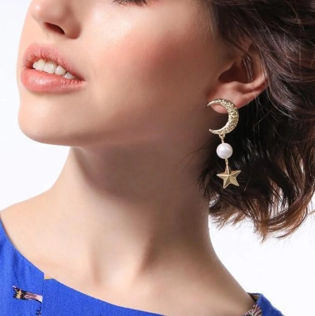 Asymmetrical Star Moon Pearl Vintage Earring