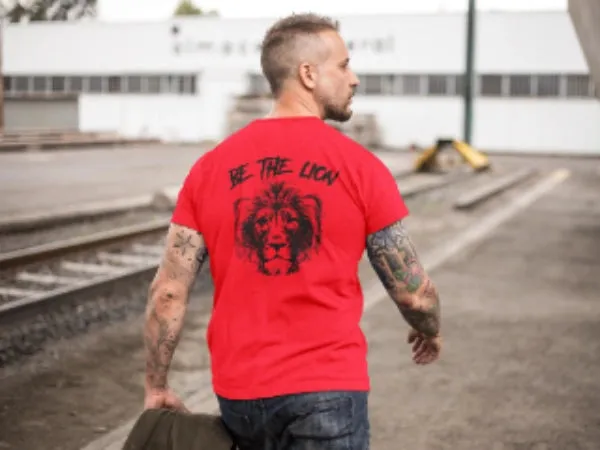 Bulldogs Basic T-Shirt Unisex Rückendruck/Be The Lion