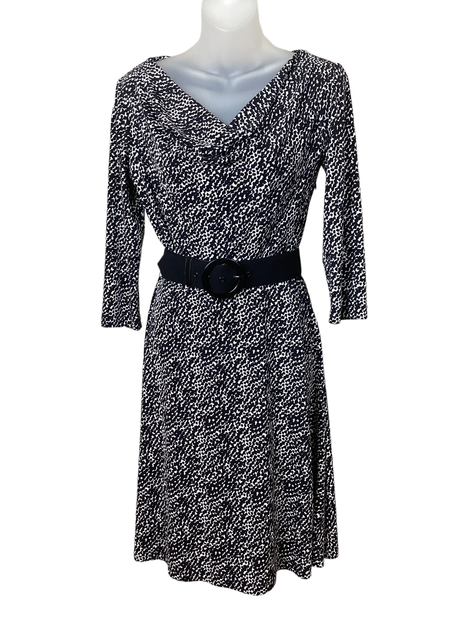 Dress Casual Midi By Tahari  Size: Xs