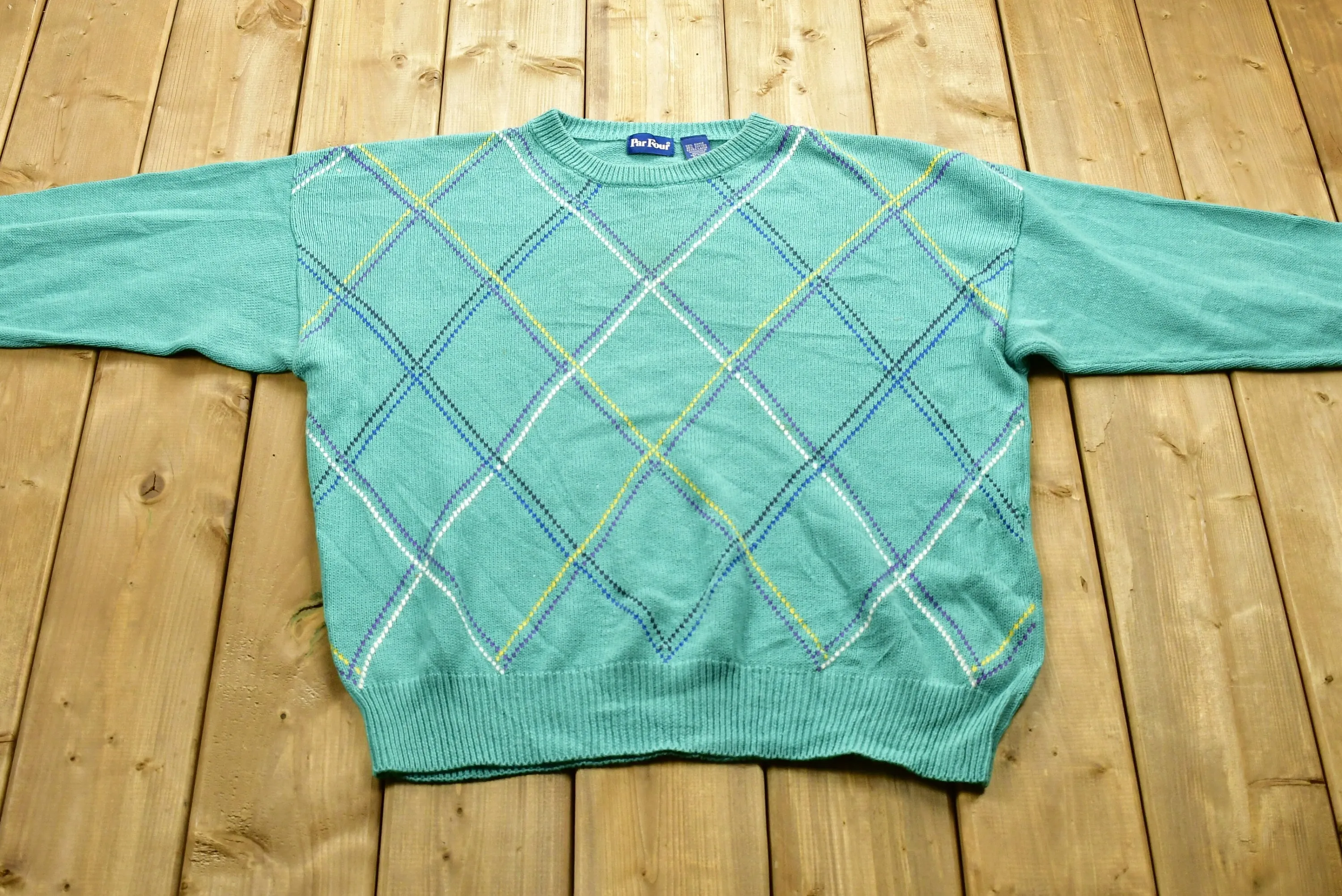 Knitted Sweater / Vintage 90s Crewneck / Diamond Pattern Print / Made in Hong Kong / Pullover Sweatshirt / Cozy 80s Sweater