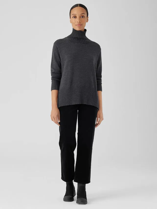 MERINO JERSEY SIDE SLIT TURTLENECK