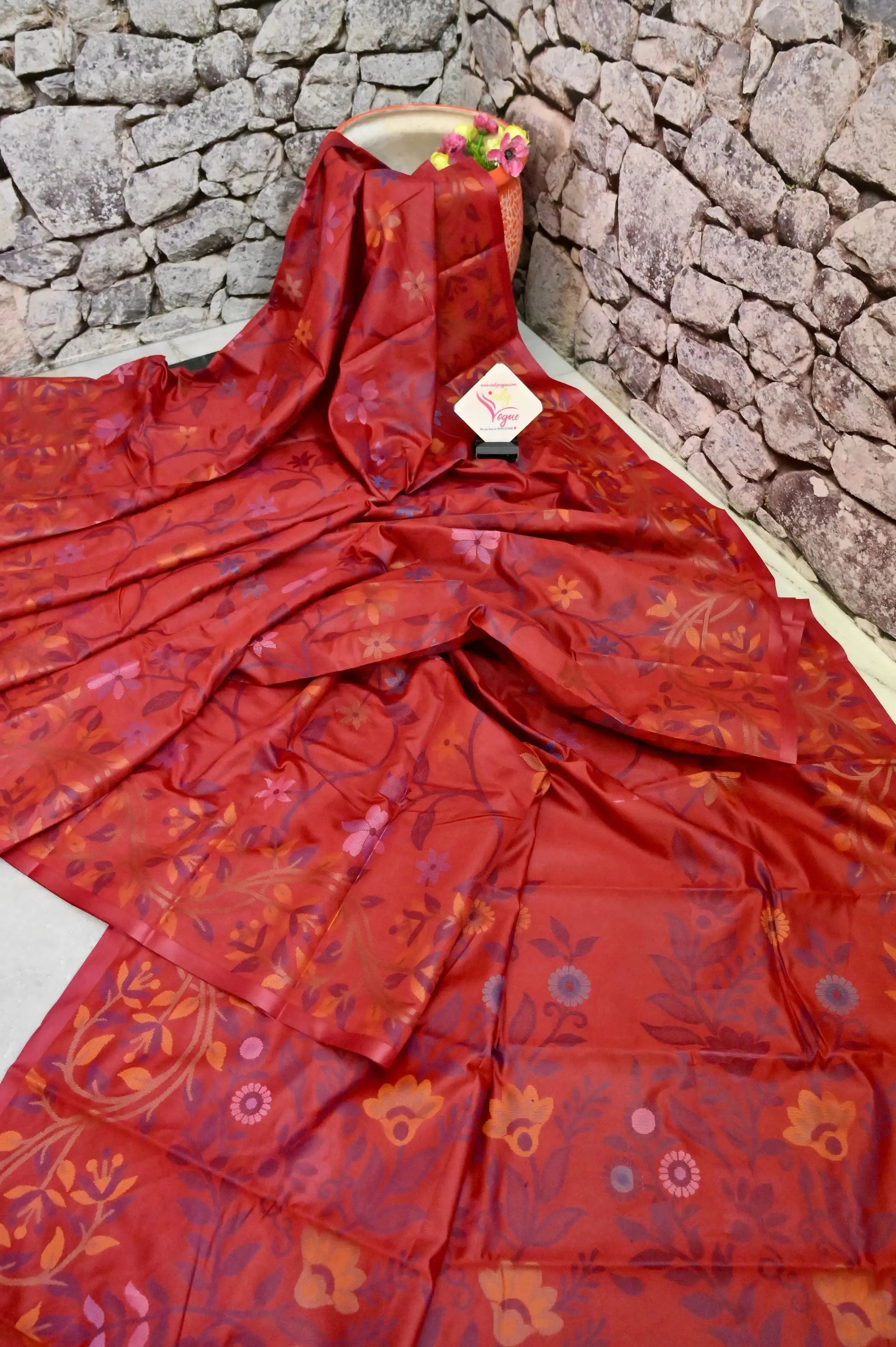 Orchid red Color Bangalore Silk Saree with Allover Jamdani Weaving