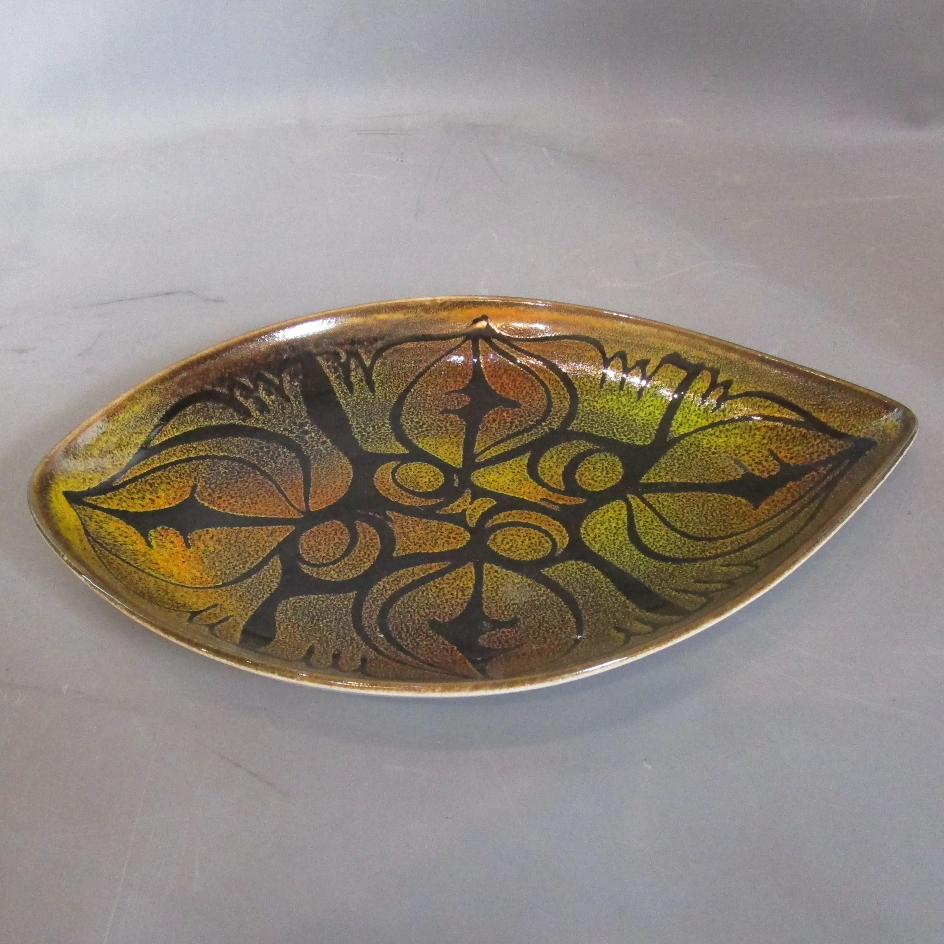 Poole Pottery Teardrop Shape Plate Vintage c1973