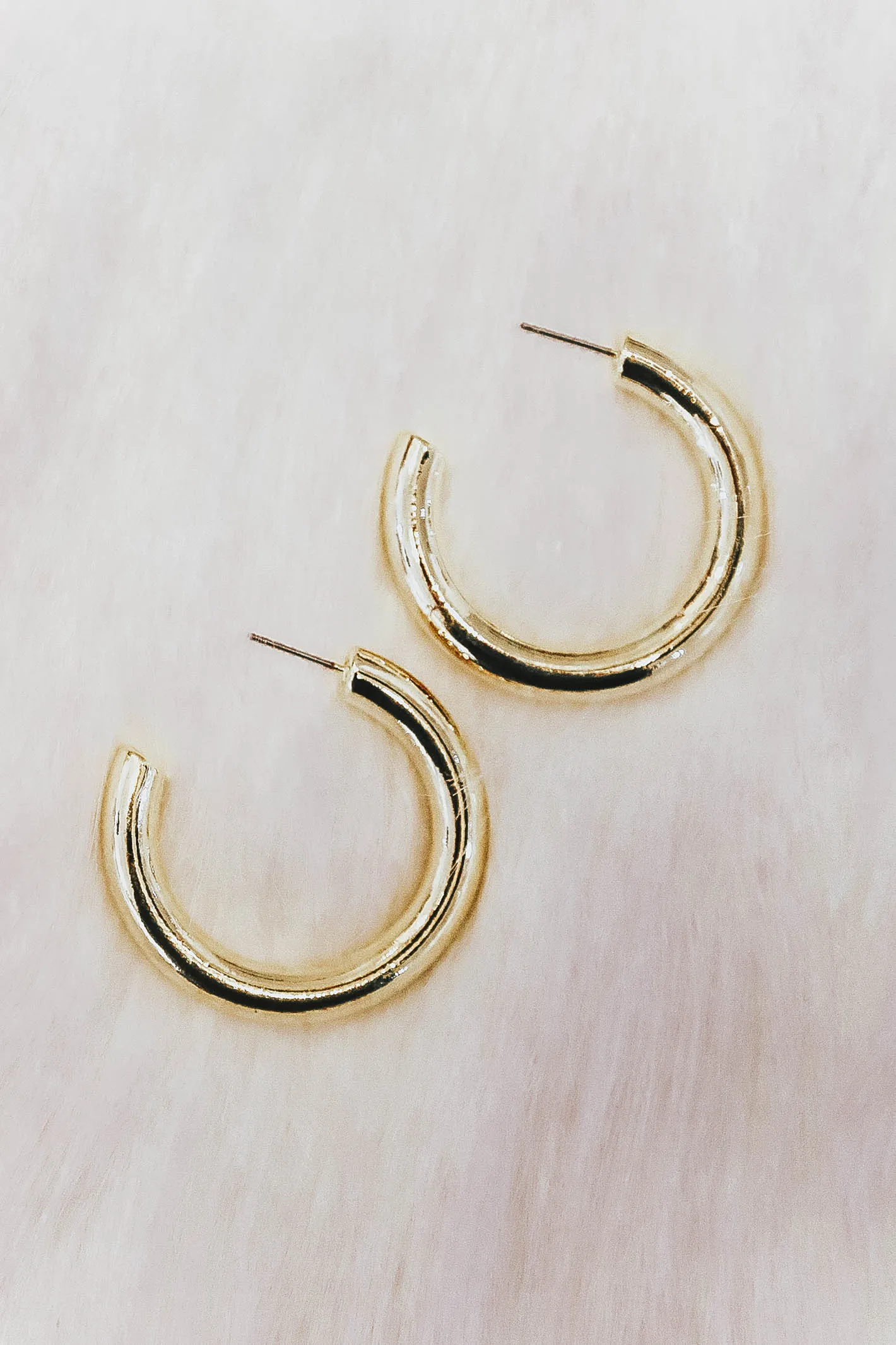 Sense Of Style Gold Solid Hoops