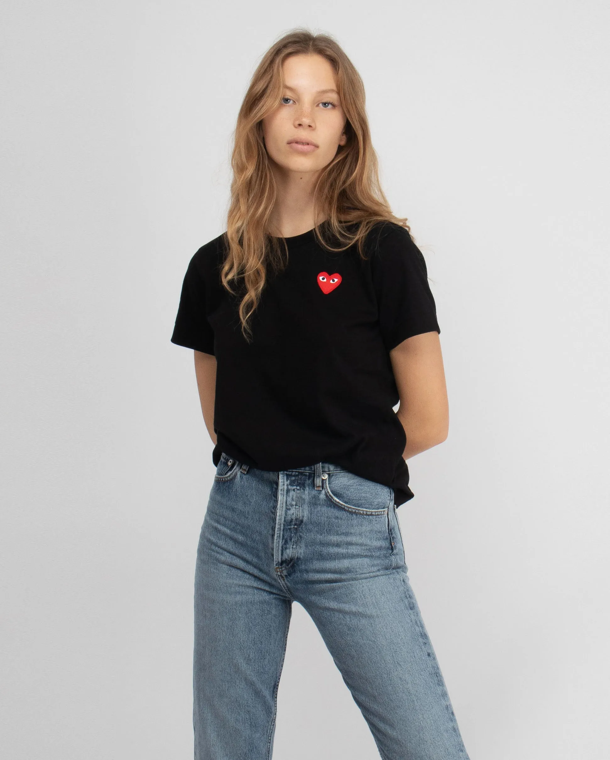 T107 RED HEART T-SHIRT / BLACK