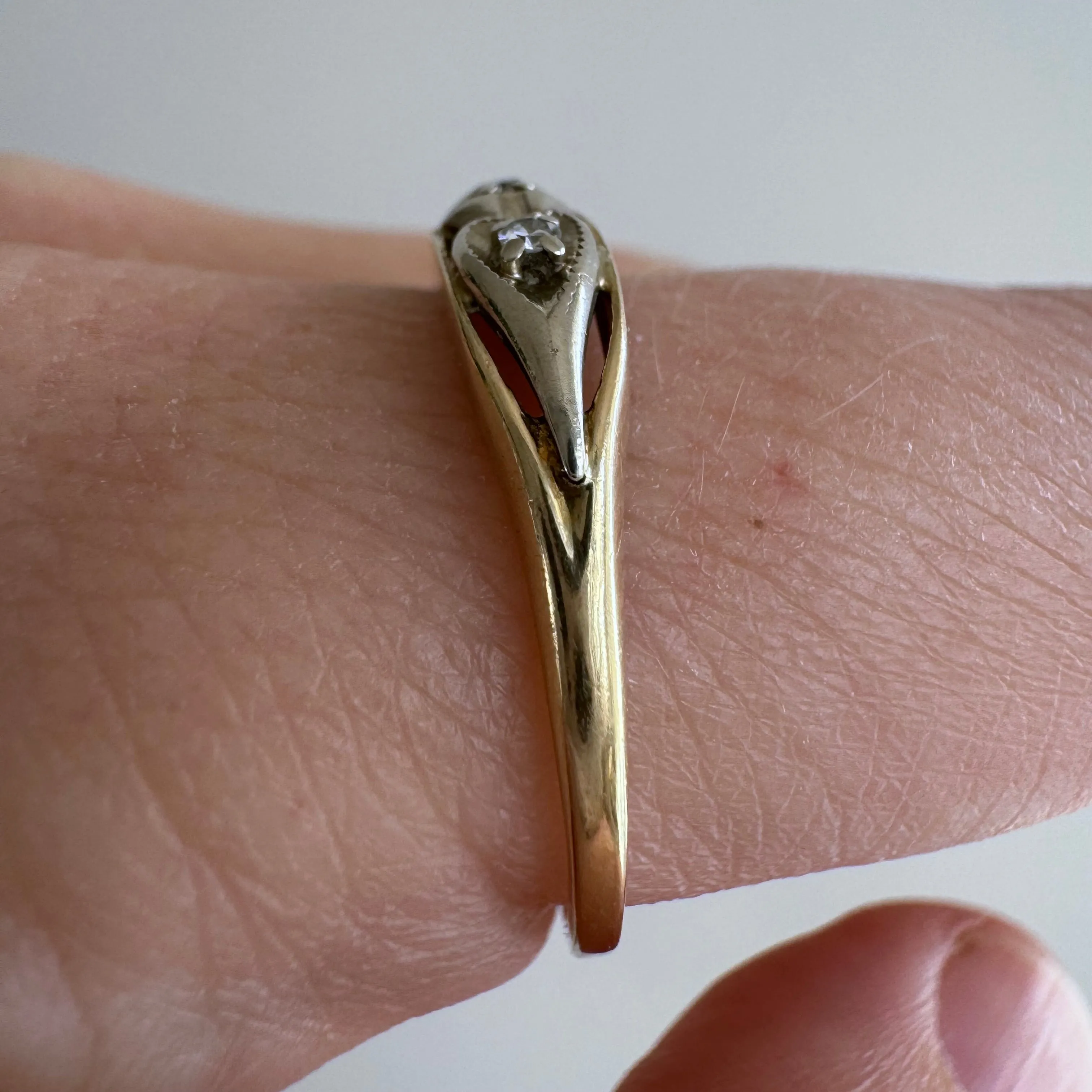 V I N T A G E // mid century romance / 14k bicolor heart band with diamonds / size 8.5